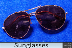 S04 E26 Sunglasses